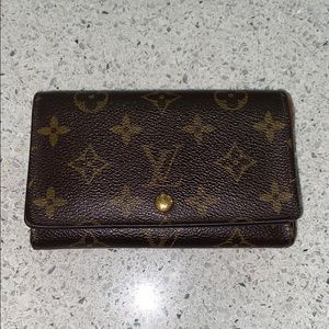 ❌ SOLD ❌- Louis Vuitton Wallet